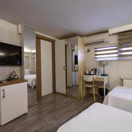Elanaz Hotel